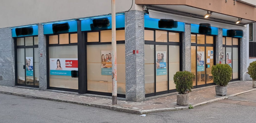 Serramenti negozio – San Donato Milanese (MI)