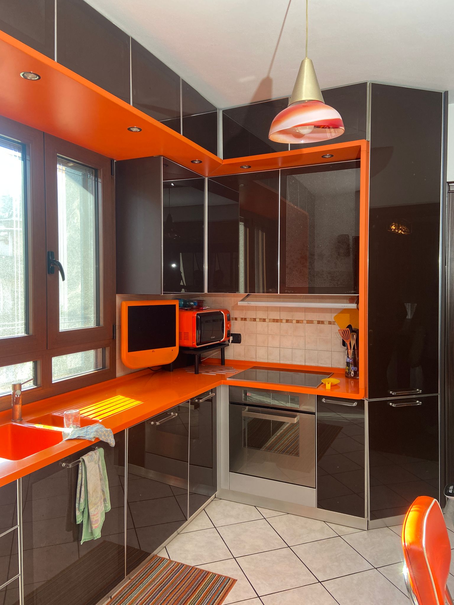 Cucina e serramenti – via Venini Milano