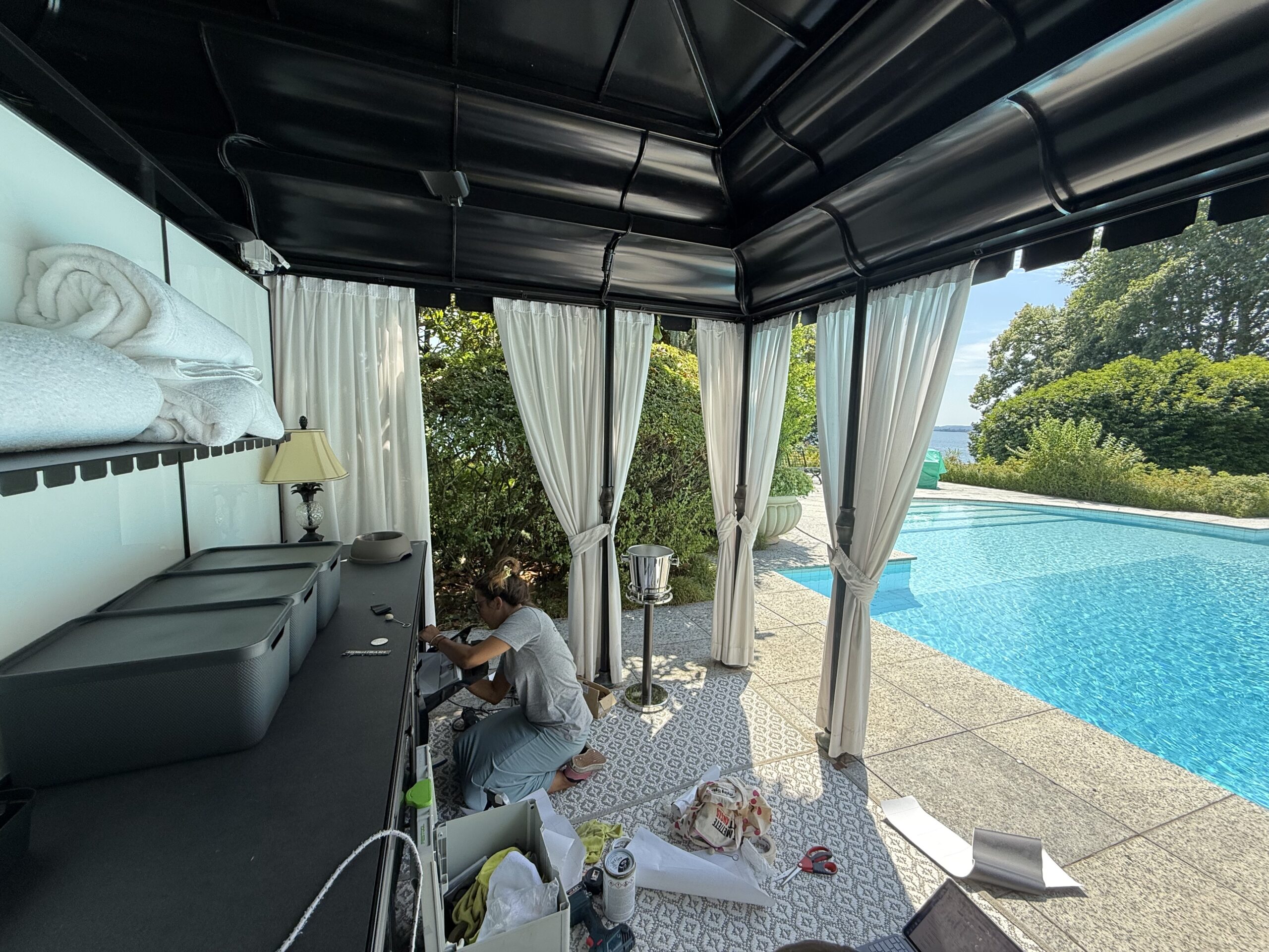 Ghiacciaia bordopiscina